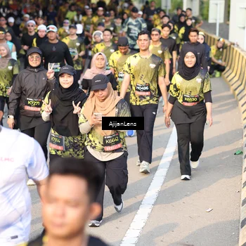 Runner Photo 6629048
