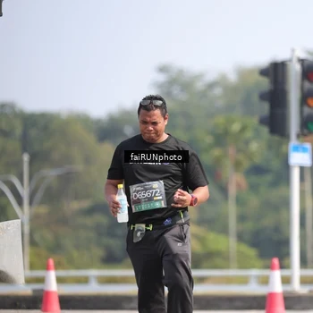 Runner Photo 6629545