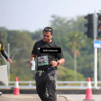 Runner Photo 6629552