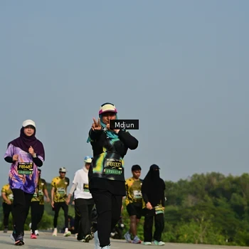 Runner Photo 6629590
