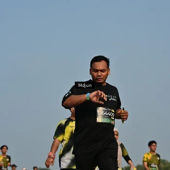 Runner Photo 6629753
