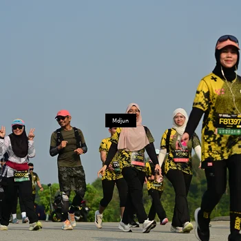 Runner Photo 6630039