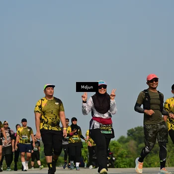 Runner Photo 6630053