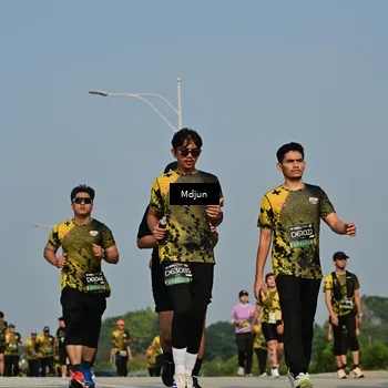 Runner Photo 6630095