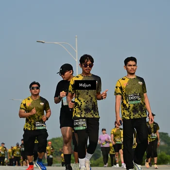 Runner Photo 6630101
