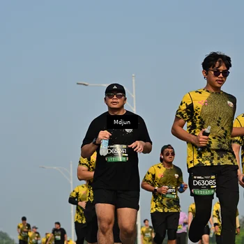 Runner Photo 6630110