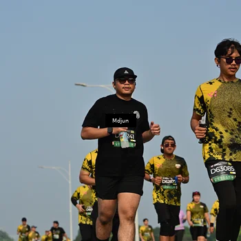 Runner Photo 6630117