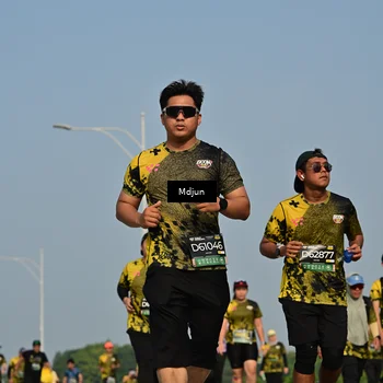 Runner Photo 6630142