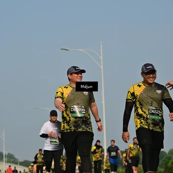 Runner Photo 6630221
