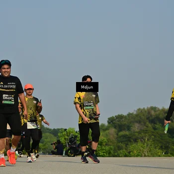 Runner Photo 6630230