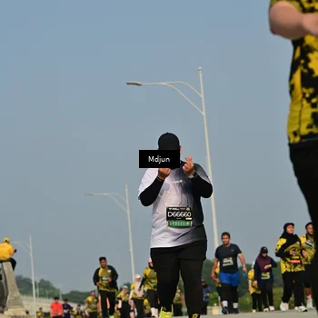 Runner Photo 6630241