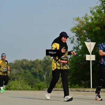 Runner Photo 6630256