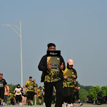 Runner Photo 6630274