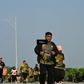 Runner Photo 6630288