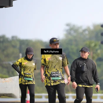 Runner Photo 6630291