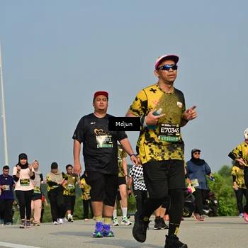 Runner Photo 6630321