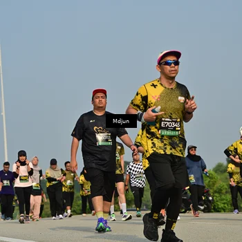 Runner Photo 6630324