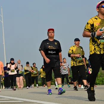 Runner Photo 6630332