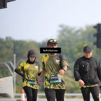 Runner Photo 6630349