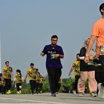 Runner Photo 6630372