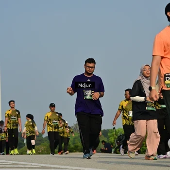 Runner Photo 6630375