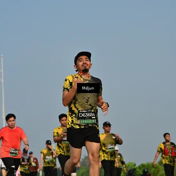 Runner Photo 6630396