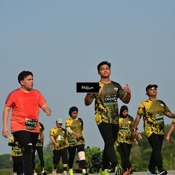 Runner Photo 6630409