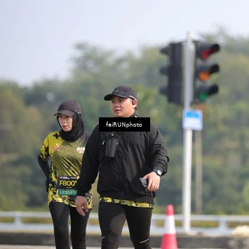 Runner Photo 6630410