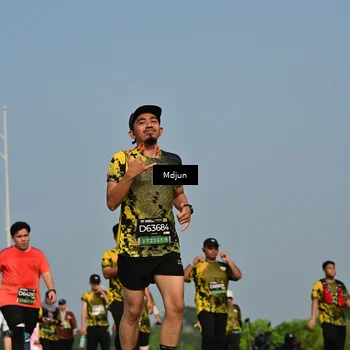 Runner Photo 6630412