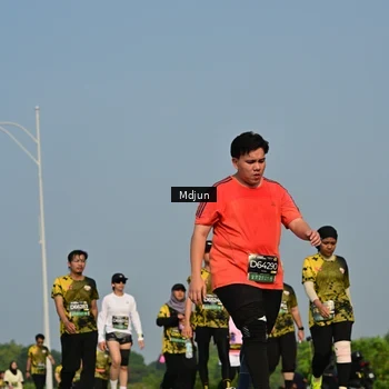 Runner Photo 6630429