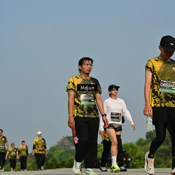 Runner Photo 6630442