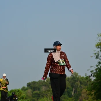 Runner Photo 6630464