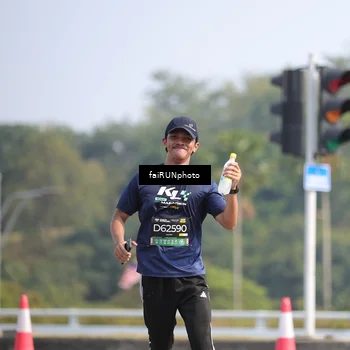Runner Photo 6630484
