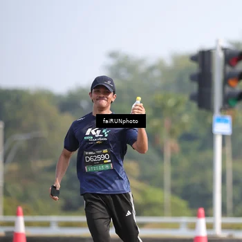 Runner Photo 6630488
