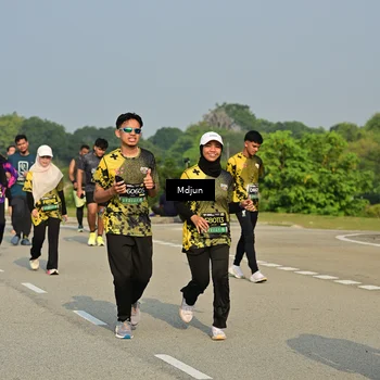 Runner Photo 6630511