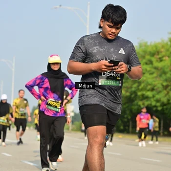 Runner Photo 6630550