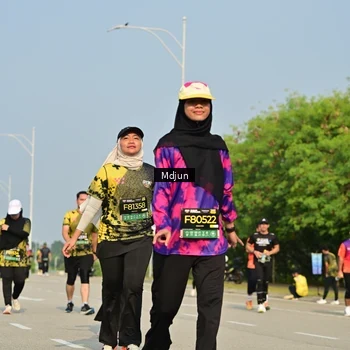 Runner Photo 6630555