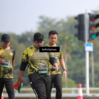 Runner Photo 6630631