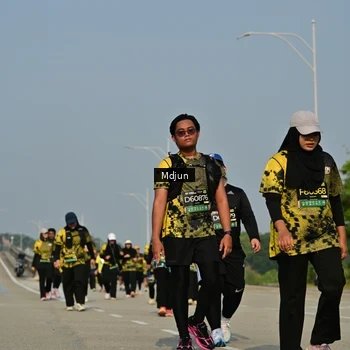 Runner Photo 6630652