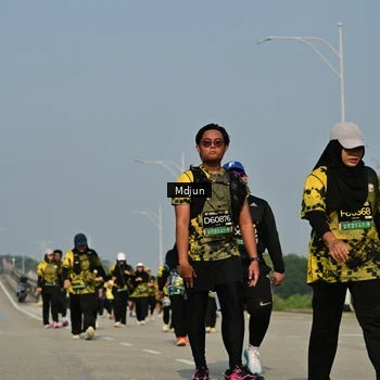 Runner Photo 6630655