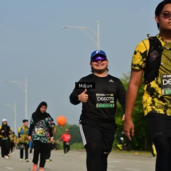 Runner Photo 6630657