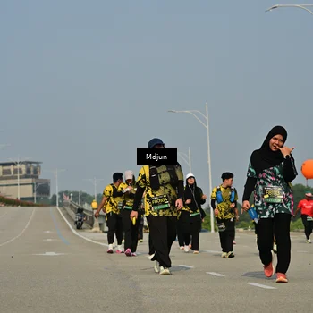Runner Photo 6630671