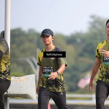 Runner Photo 6630677