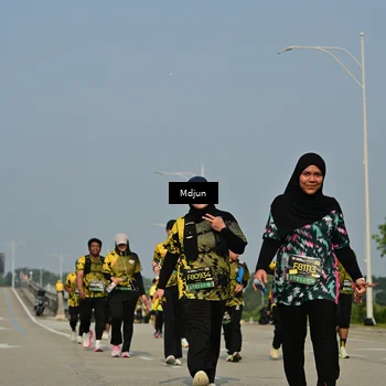 Runner Photo 6630690