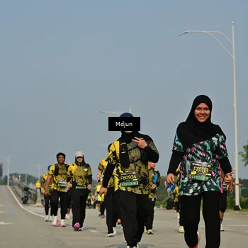 Runner Photo 6630701