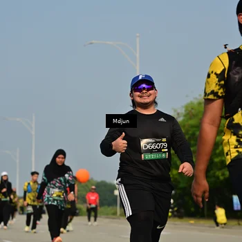 Runner Photo 6630705