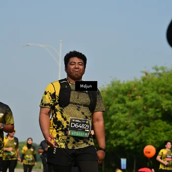 Runner Photo 6630736