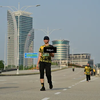 Runner Photo 6630868