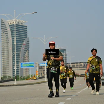 Runner Photo 6630910