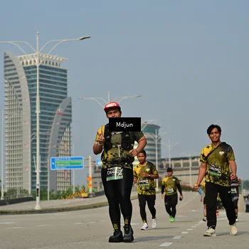 Runner Photo 6630913